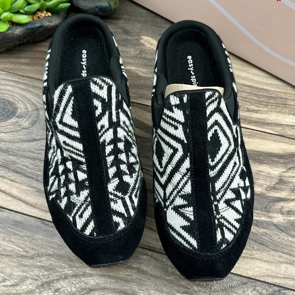 NIB Easy Spirit Traveltime 9M Black Classic Clog Slip On Sweater Knit - Picture 2 of 12